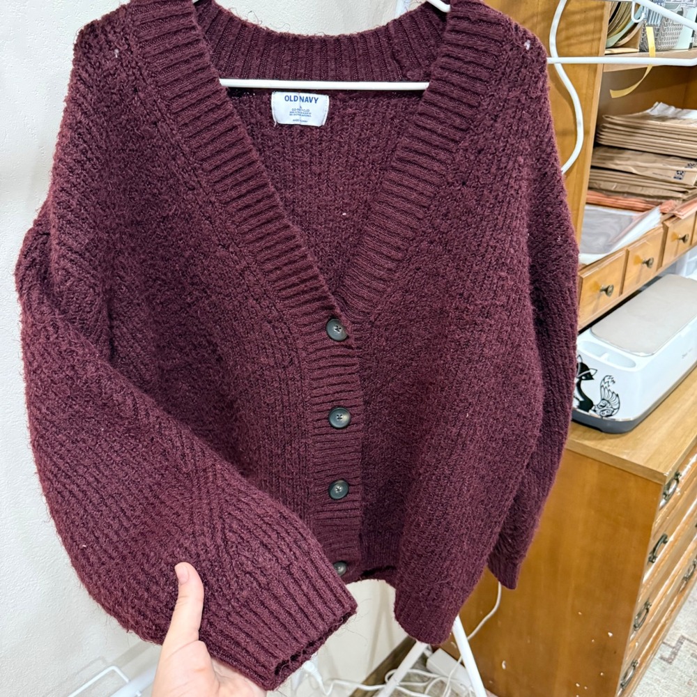 Fall Winter Essentials Cardigan Cottage Cabin Burgundy XL V-Neck Old Navy